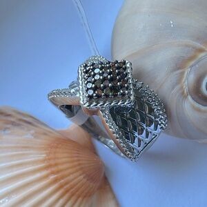 New V3 Jewelry Red White Diamond Statement Ring